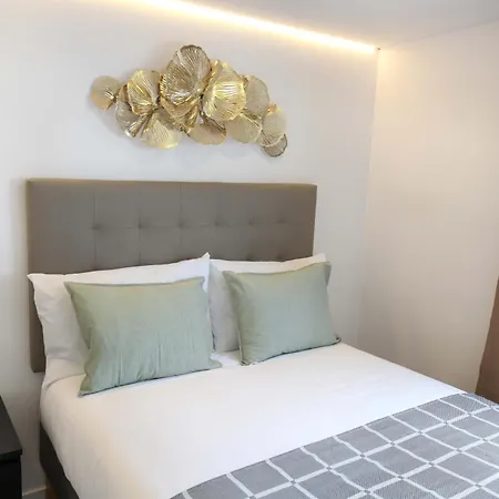 Holiday home Serenity House With Garden *